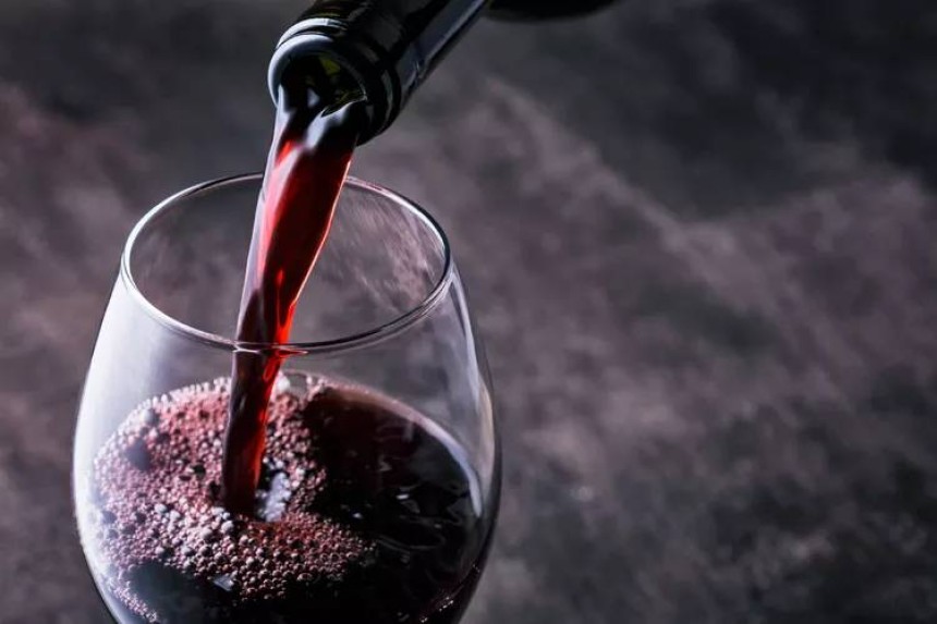 What To Do If You Order a Bottle of Wine That's Gone Bad