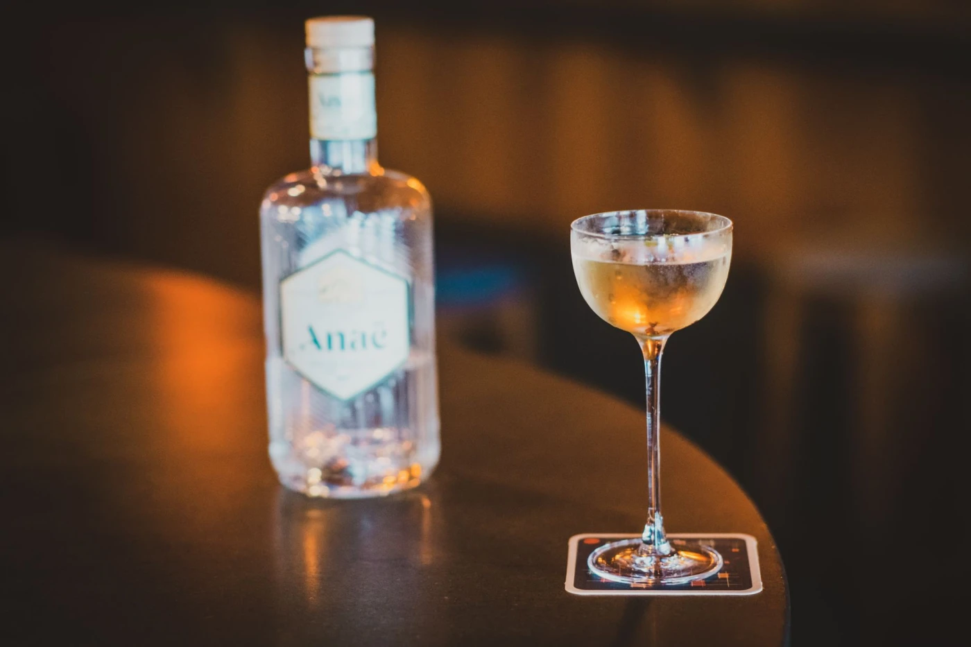 Cocktail serving and glassware
