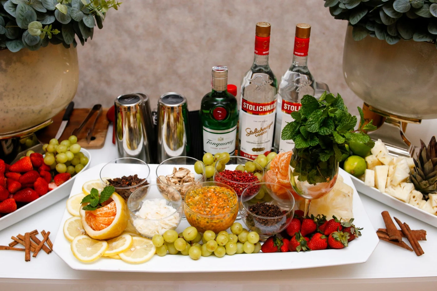 Best 3 ingredient vodka cocktails that taste premium cocktail served in glass with ice