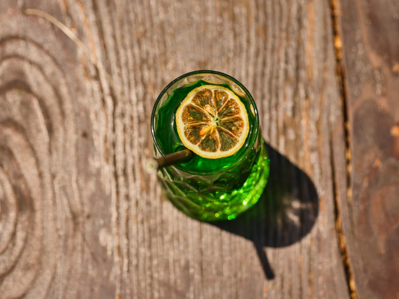 Bartender preparing an Absinthe Suisesse cocktail
