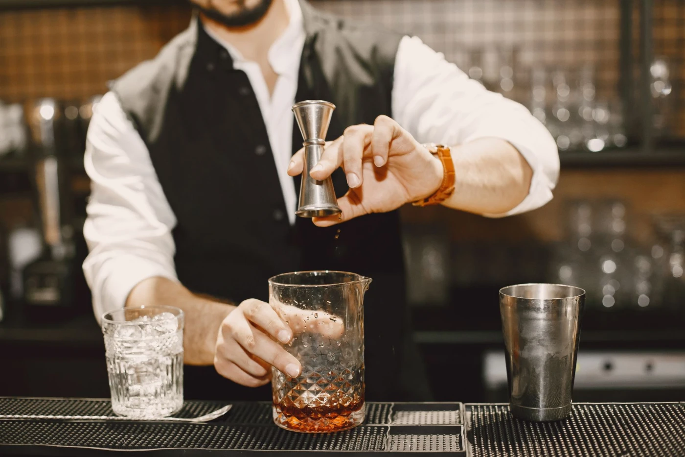 Cape Codder cocktail recipe served over ice with lime