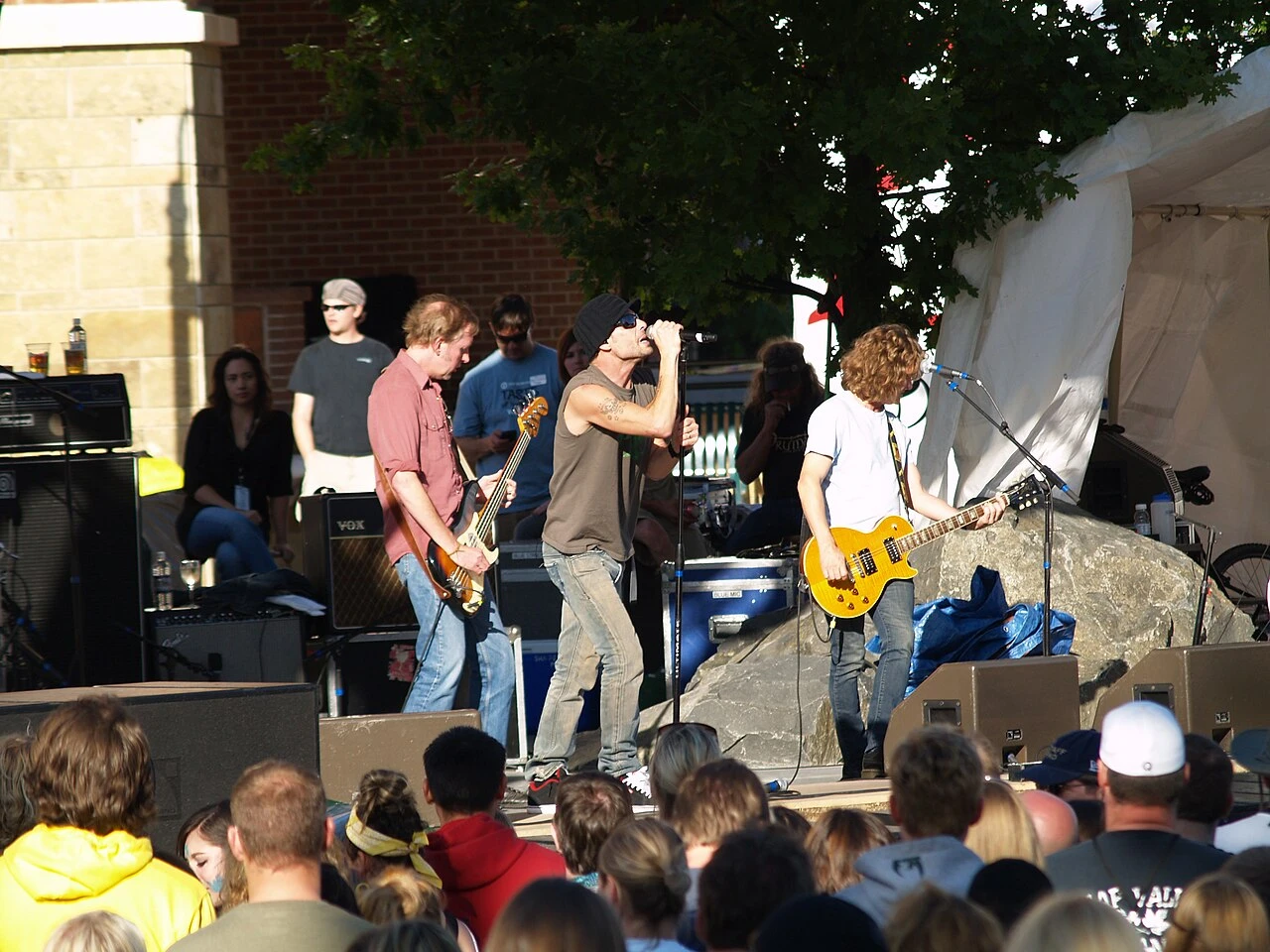 Gin Blossom: Gin Blossoms at Taste of Fort Collins 2009.jpg