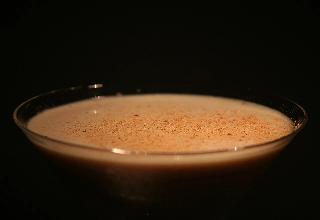 How to make a Brandy Alexander served in a coupe