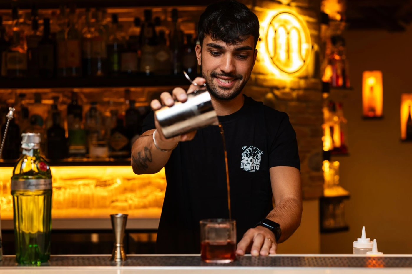 Cocktail serving and glassware