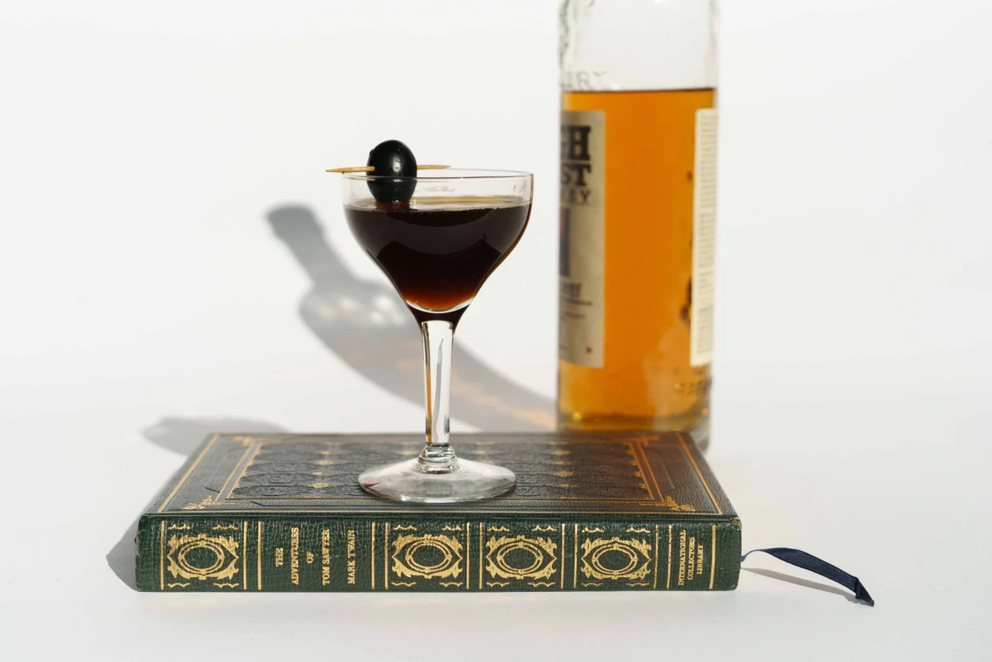 Resa Mueller's Improved Manhattan: Worth the Stir? Variations Guide