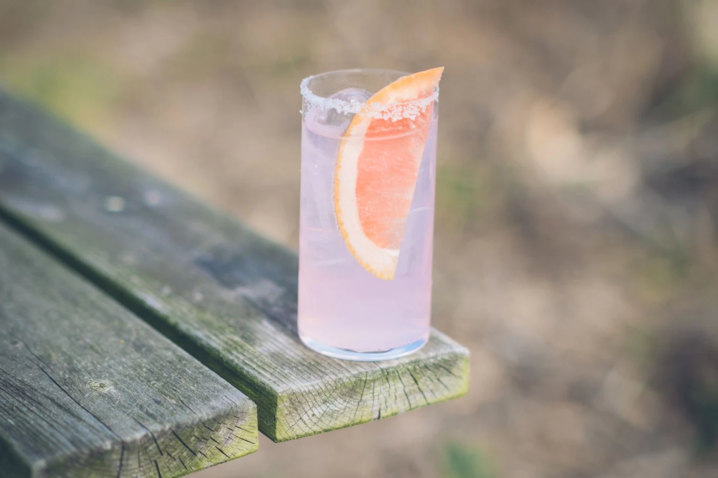 Cocktail serving and glassware