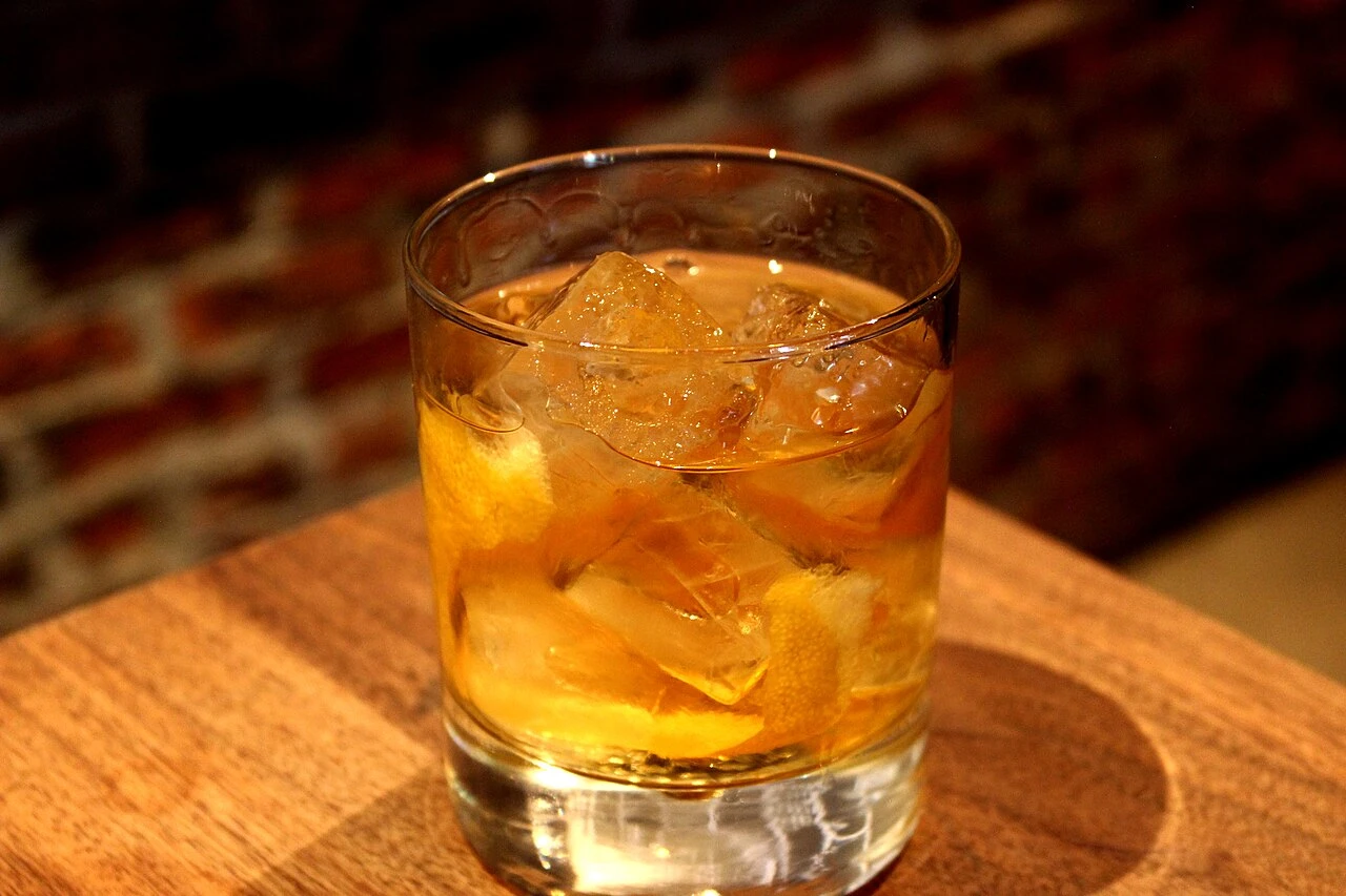 Stinger cocktail cocktail in a cocktail glass — brandy drink photography